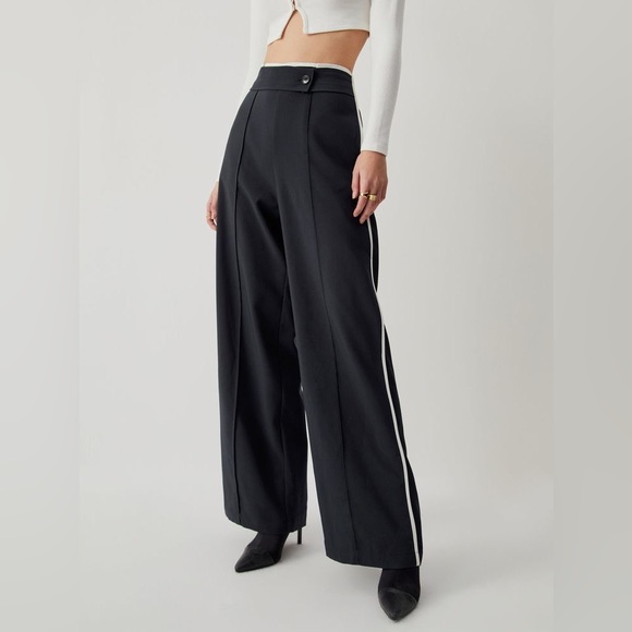 Commense High Waist Contrast Trim Wide Leg Pants - Navy - Picture 5 of 11